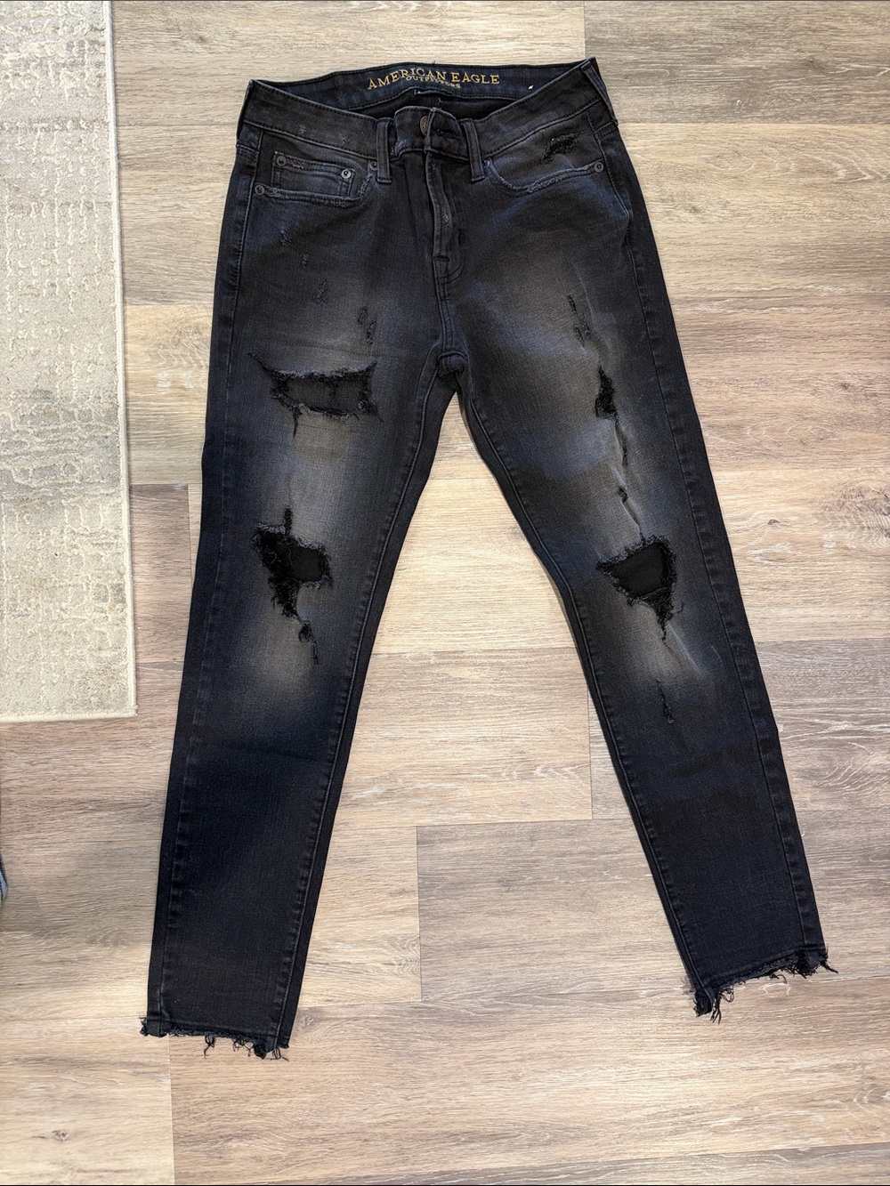 American Eagle Outfitters Black Distressed High-Rise Skinny Jeans